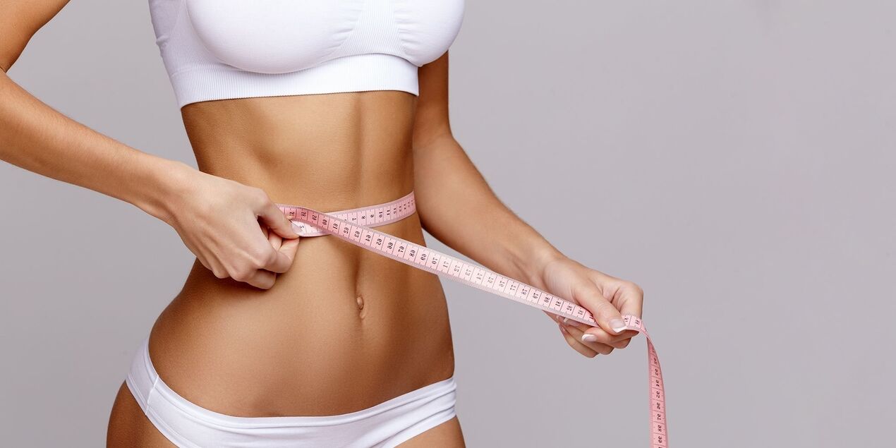 La ragazza ha ottenuto il risultato desiderato di perdere peso seguendo i principi della dieta